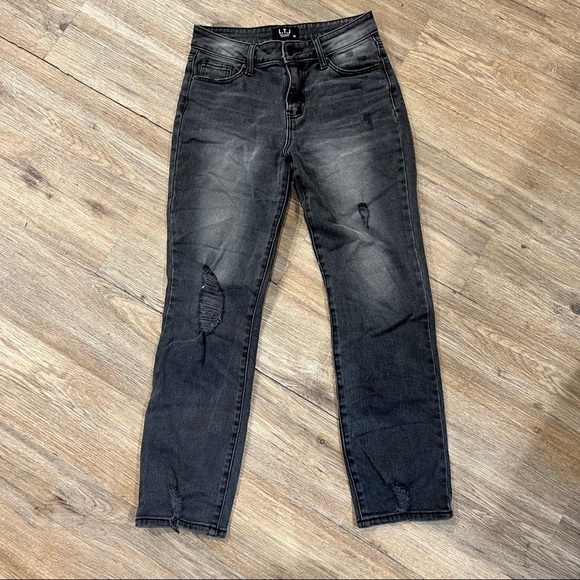 Letter To Juliet Black Distressed Boyfriend Jeans - Picture 2 of 5